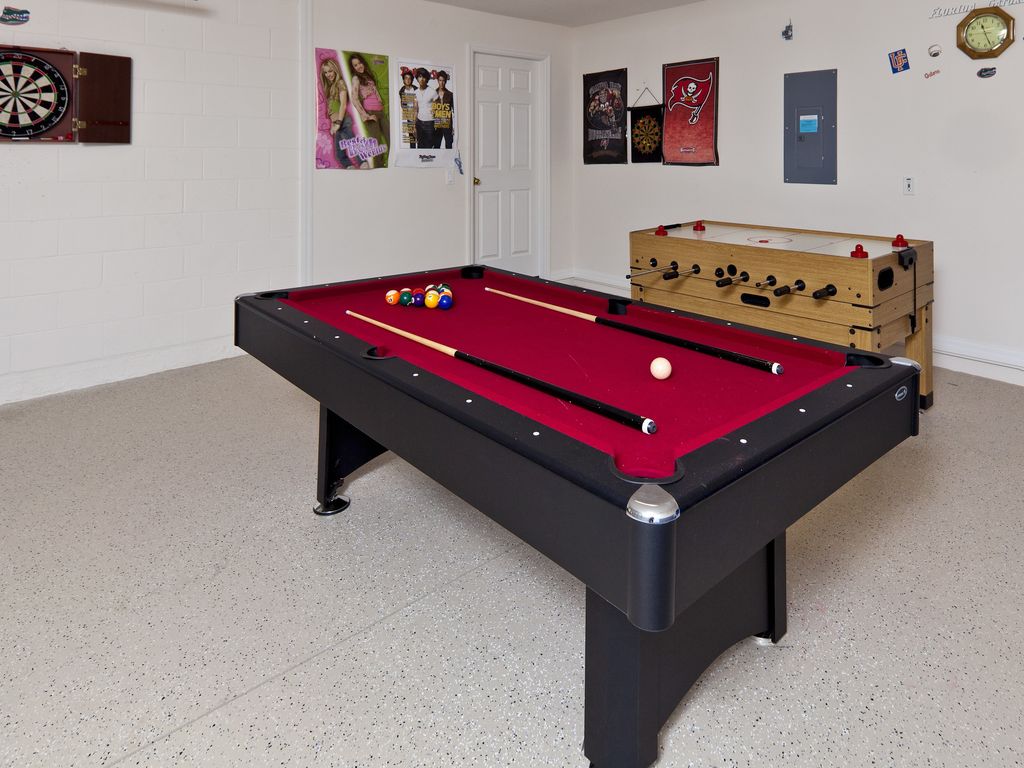 Billiard Table 7Feet Wooden Design FS 795354 